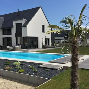 https://le-petit-lupin-studio-cosy-en-bord-de-mer.inbrittany.com